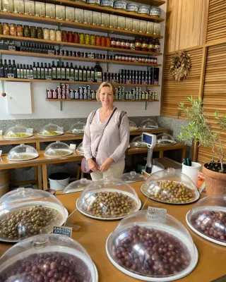 Reference in the tourist guide "Heater on her Travel" in the Summer of 2023